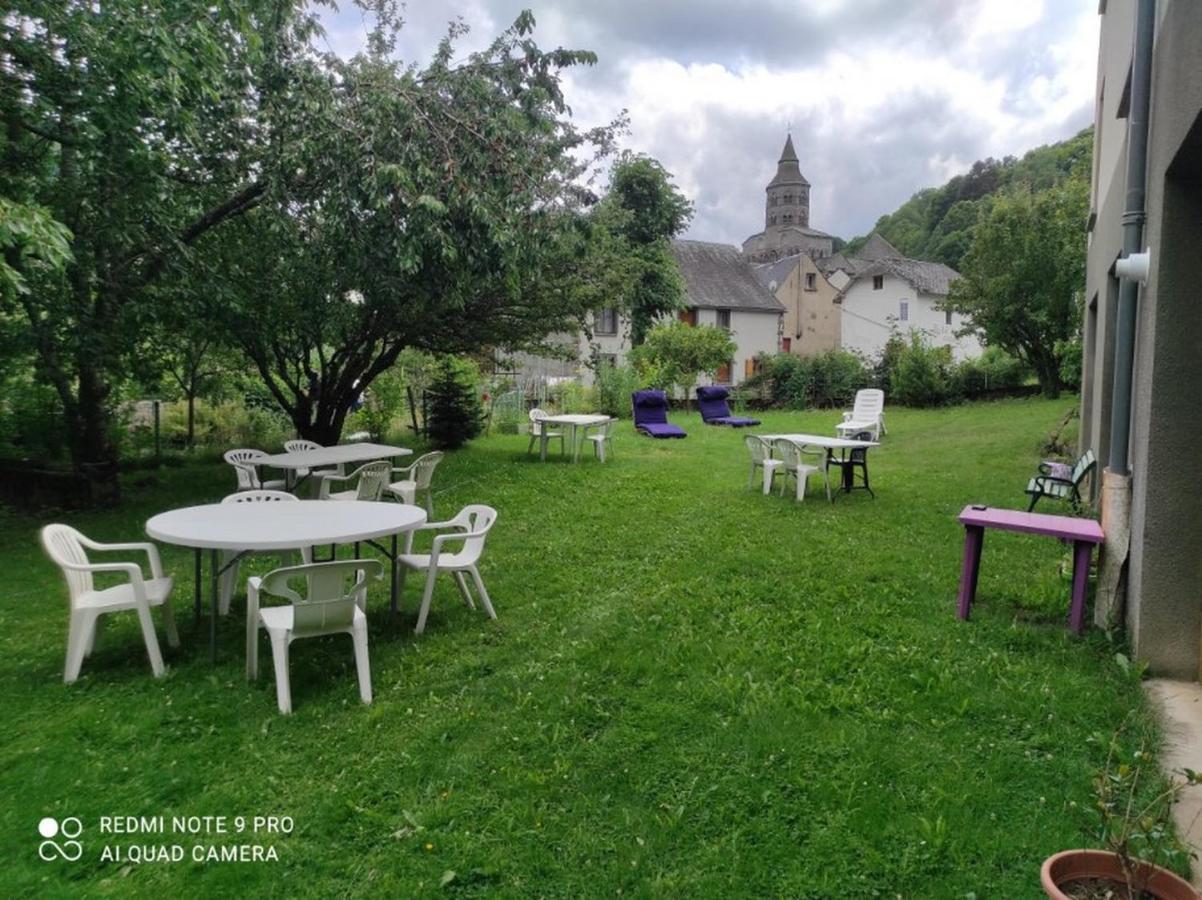 Tulipe, Appartement 5 Personnes, Entre Sancy Et Volcans D'Auvergne Orcival Exteriér fotografie